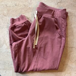 Figs Mauve Joggers with Cream Drawstring